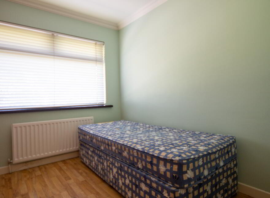 61 Newtownhamilton Road, Armagh, BT60 2AS