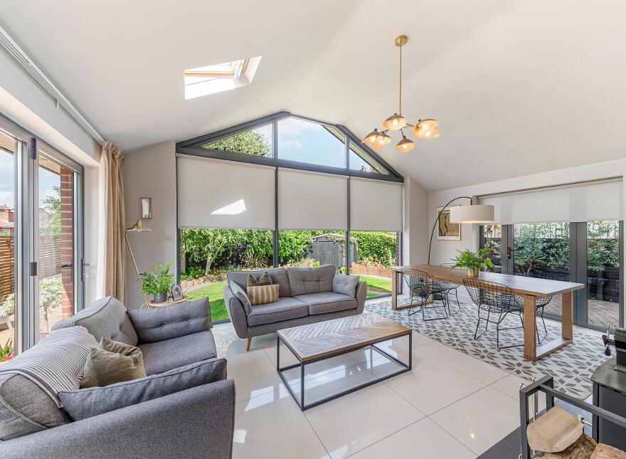 17 Riverside Avenue, Ballyholme, Bangor, BT20 4RX