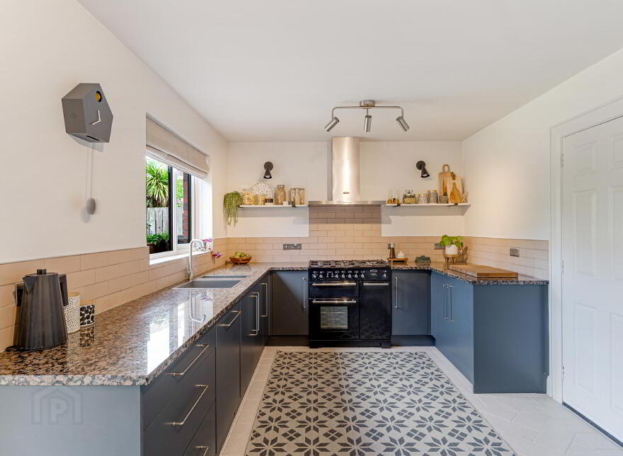 17 Riverside Avenue, Ballyholme, Bangor, BT20 4RX