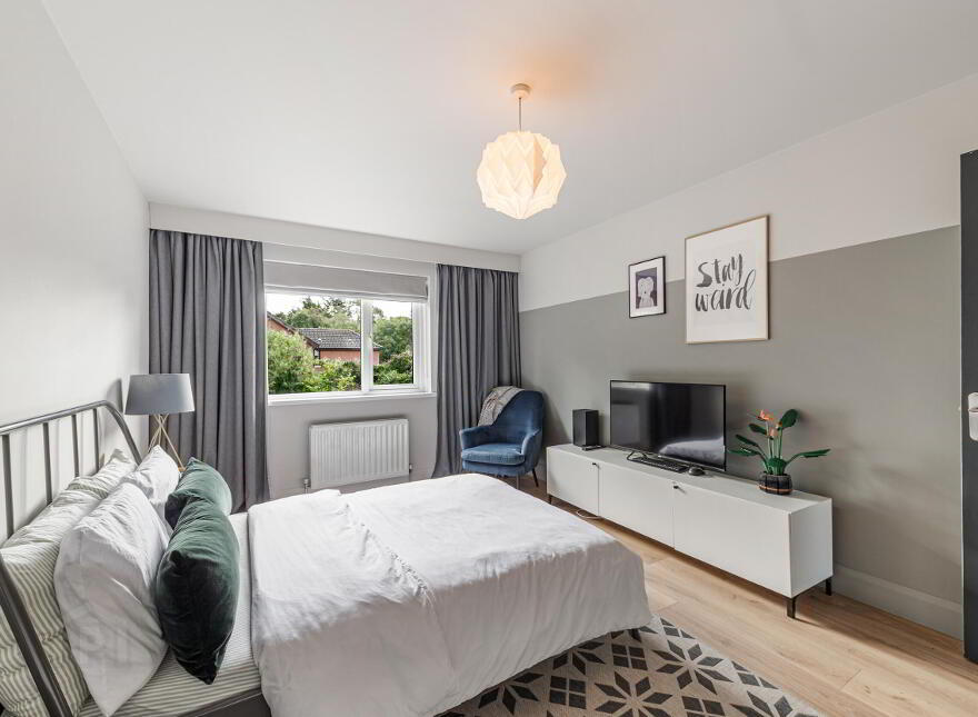 17 Riverside Avenue, Ballyholme, Bangor, BT20 4RX