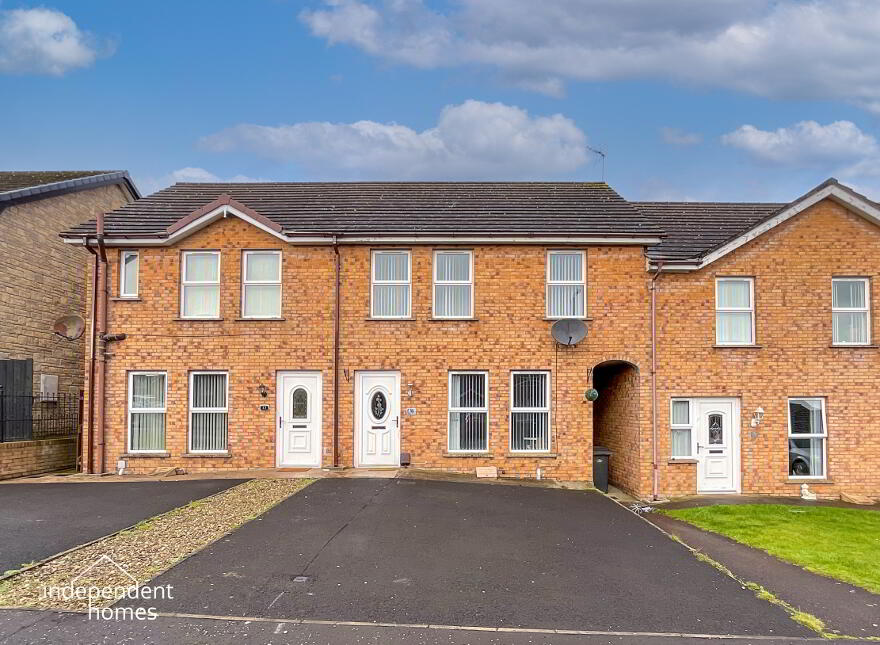 16 Blackthorn Green, Larne, BT40 2JE photo