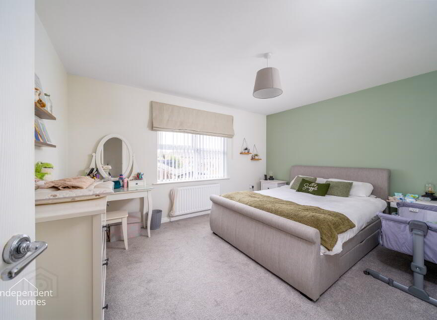 16 Blackthorn Green, Larne, BT40 2JE