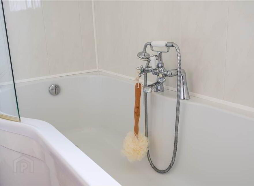5 Sheepshill, Ballymena, BT42 1QW