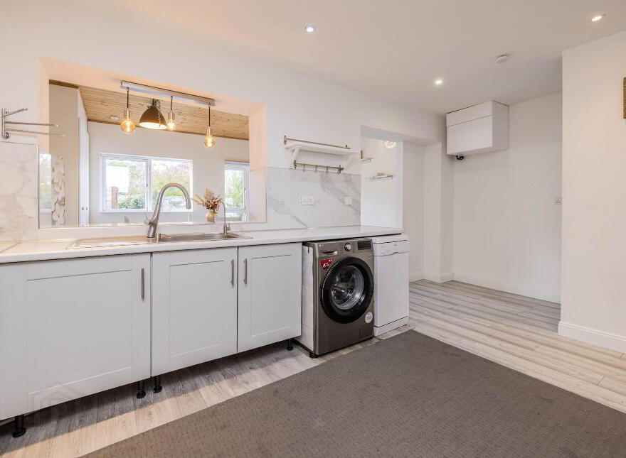 71 Dun Saithne Crescent, Balbriggan, K32E684