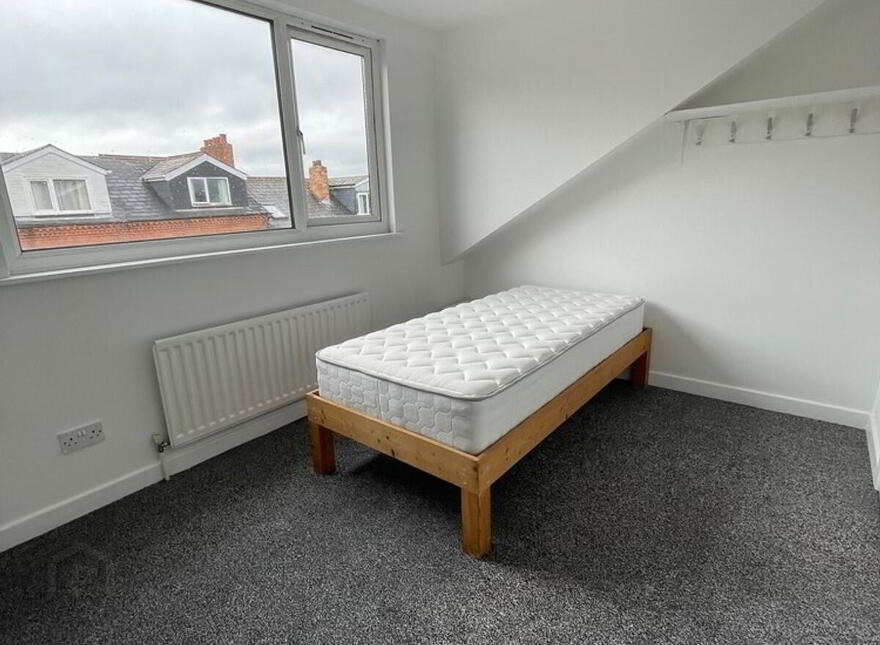 117 Dunluce Avenue, Belfast, BT9 7AX