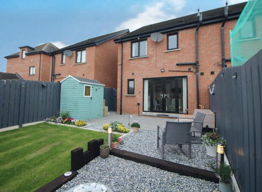 5 Highgrove Crescent, Carrickfergus, BT38 9TZ