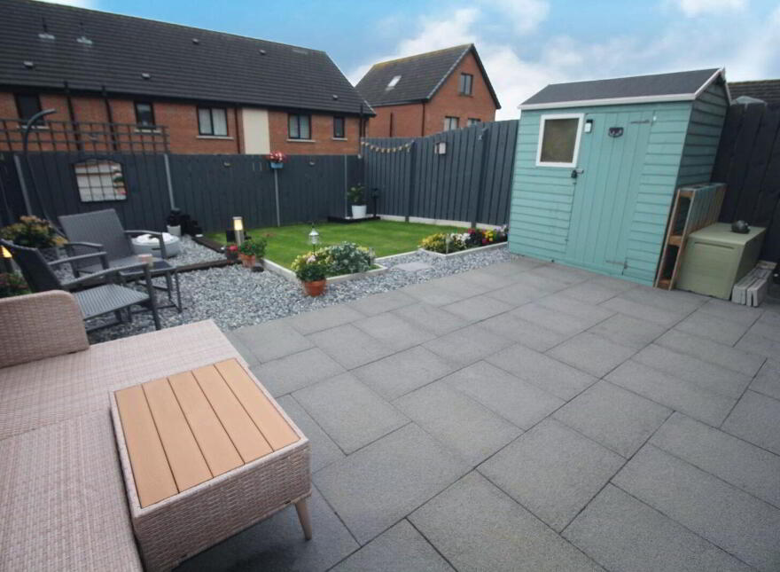 5 Highgrove Crescent, Carrickfergus, BT38 9TZ
