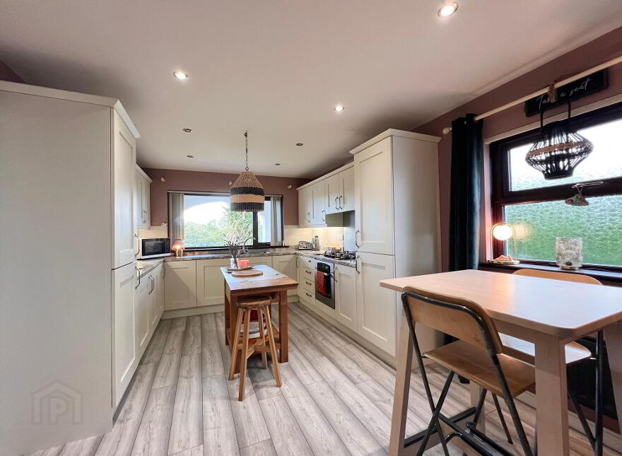 4 Groggan Crescent, Randalstown, BT41 3HA