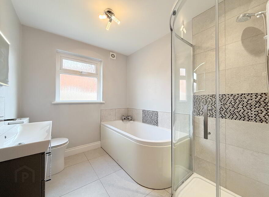 53 The Oaks, Randalstown, BT41 3JZ