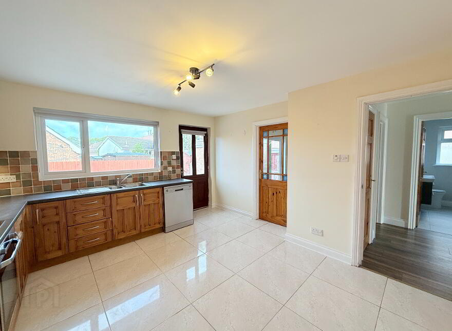 53 The Oaks, Randalstown, BT41 3JZ
