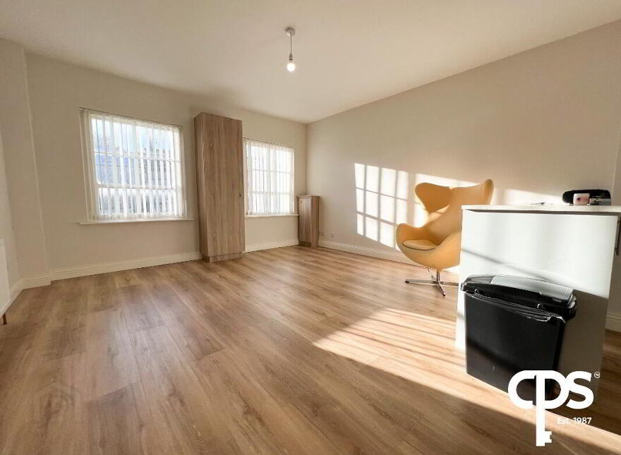 37b Upper English Street, Armagh, BT61 7BA