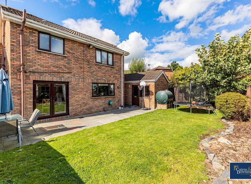 36 The Spires, Dromore, BT25 1QE