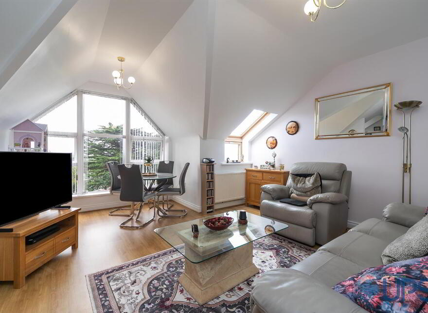 Apt 10 Pinetree Court, 157 Glen Road, Andersonstown, Belfast, BT11 8BS