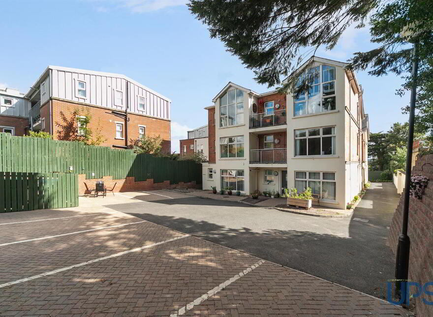 Apt 10 Pinetree Court, 157 Glen Road, Andersonstown, Belfast, BT11 8BS