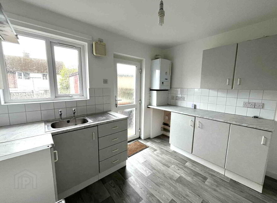 82 Glenkeen Drive, Greenisland, BT38 8XQ