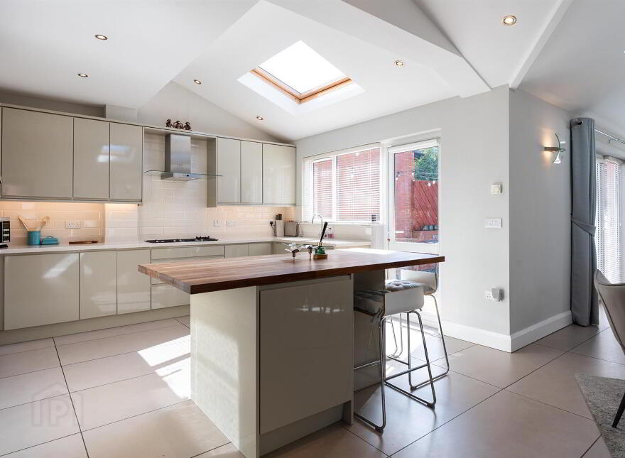 41 Wynchurch Avenue, Rosetta, Belfast, BT6 0JP