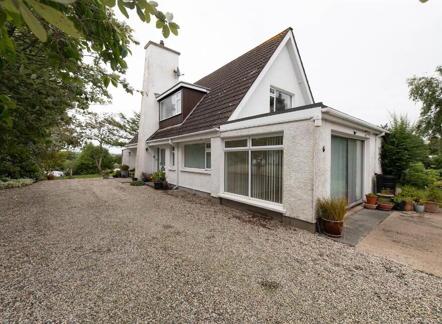 6 Robin Hill, Dundrum, BT33 0NU photo