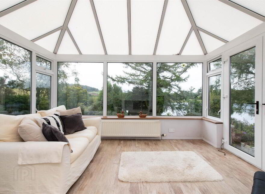 6 Robin Hill, Dundrum, BT33 0NU