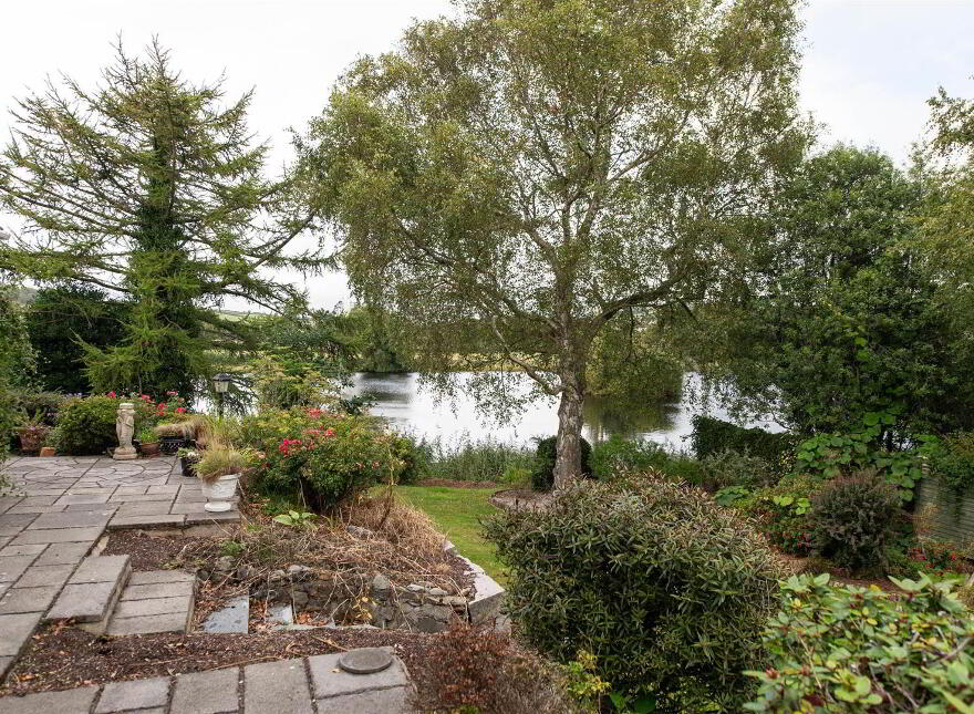 6 Robin Hill, Dundrum, BT33 0NU