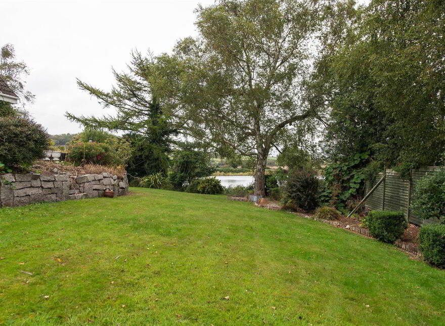 6 Robin Hill, Dundrum, BT33 0NU