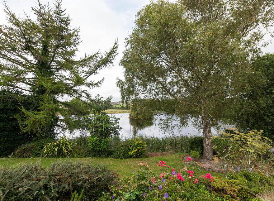 6 Robin Hill, Dundrum, BT33 0NU