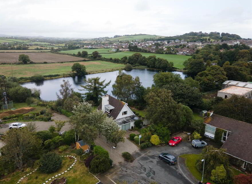 6 Robin Hill, Dundrum, BT33 0NU