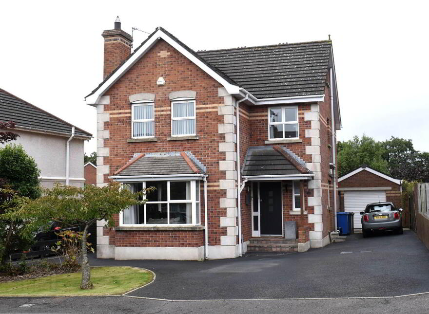 11 Hawthorn Hill, Newtownards, BT23 8ET photo