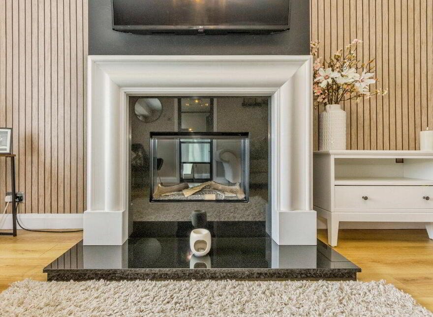 54 The Brambles, Lisburn, BT28 2XY