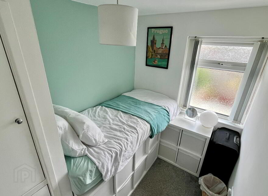 83 Ravarnet Road, Lisburn, BT27 5NF