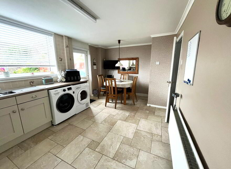 44 Drumhoy Drive, Carrickfergus, BT38 8NL