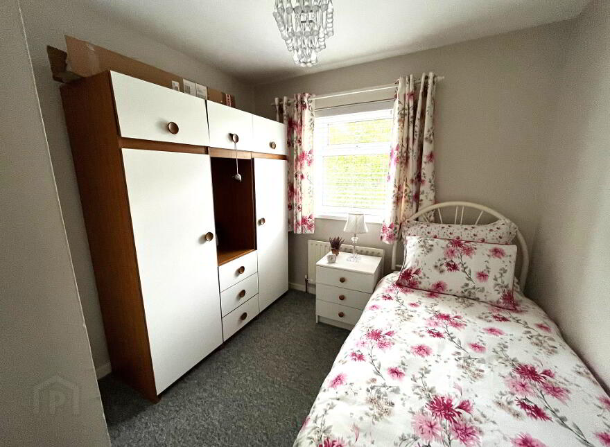 44 Drumhoy Drive, Carrickfergus, BT38 8NL