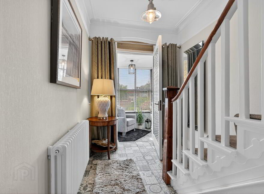 25 Belfast Road, Carrickfergus, BT38 8BY