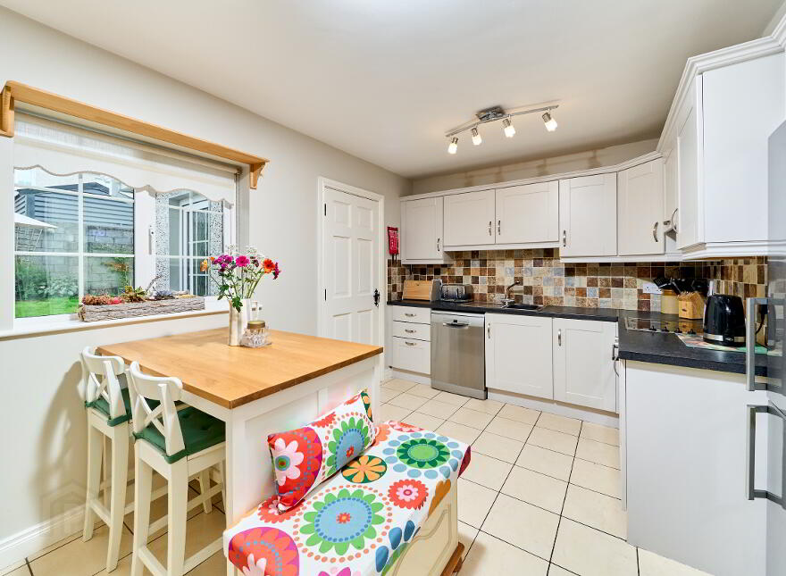 15 Rochford Hall, Kells, A82N9C2