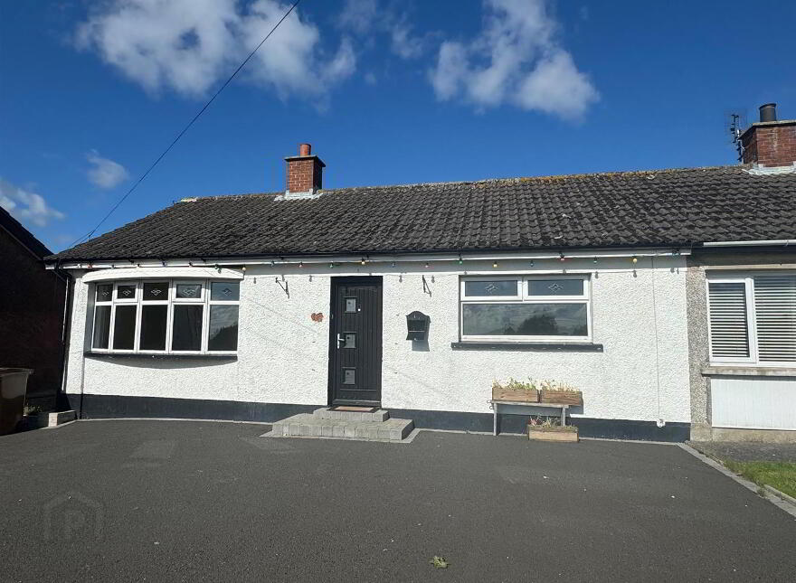 3 Pattons Grove, Newtownards, BT23 8SP photo