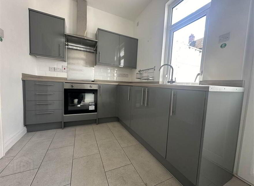 20 Rockmore Road, Belfast, BT12 7PD