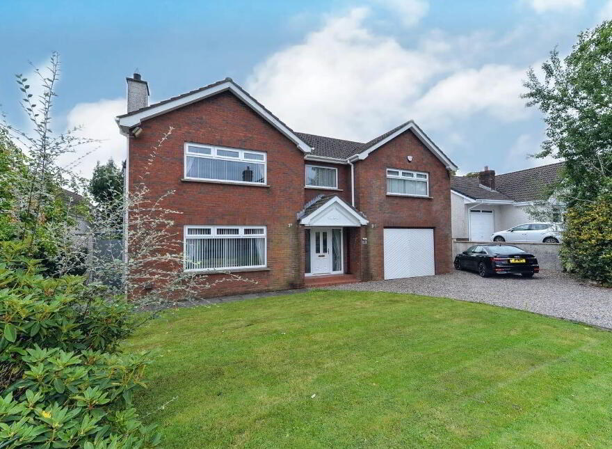32 Red Fort Drive, Carrickfergus, BT38 9EN photo