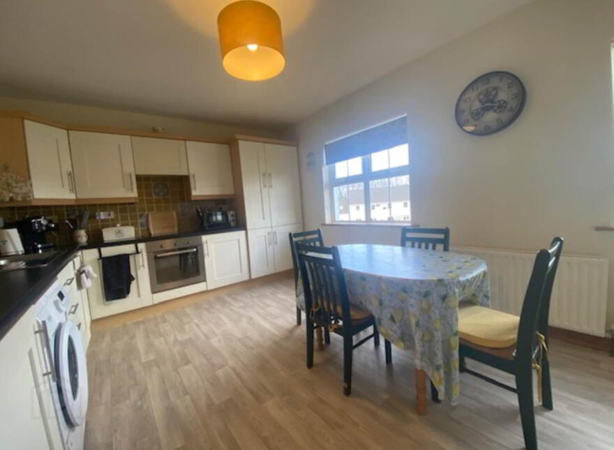 8 The Beeches, Ballybofey, F93C580