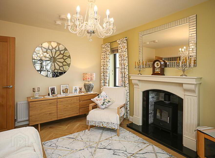 28 Blackrock Hollow, Newtownards, BT23 4ZR
