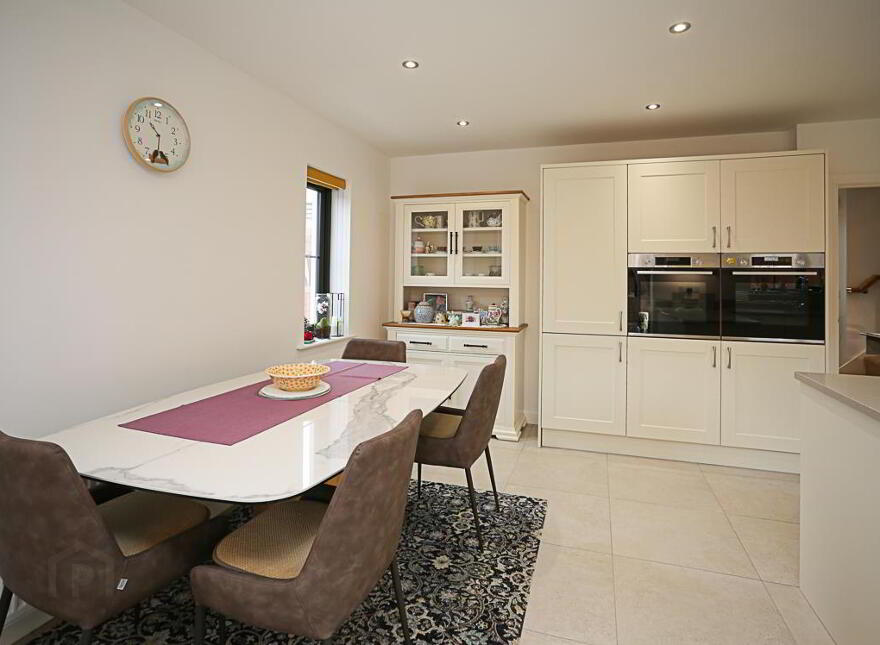 28 Blackrock Hollow, Newtownards, BT23 4ZR