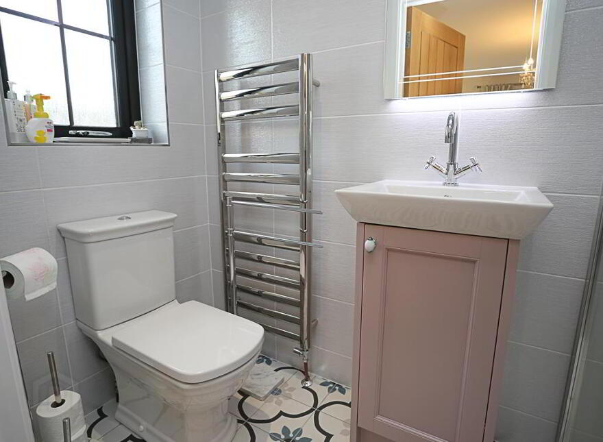 28 Blackrock Hollow, Newtownards, BT23 4ZR