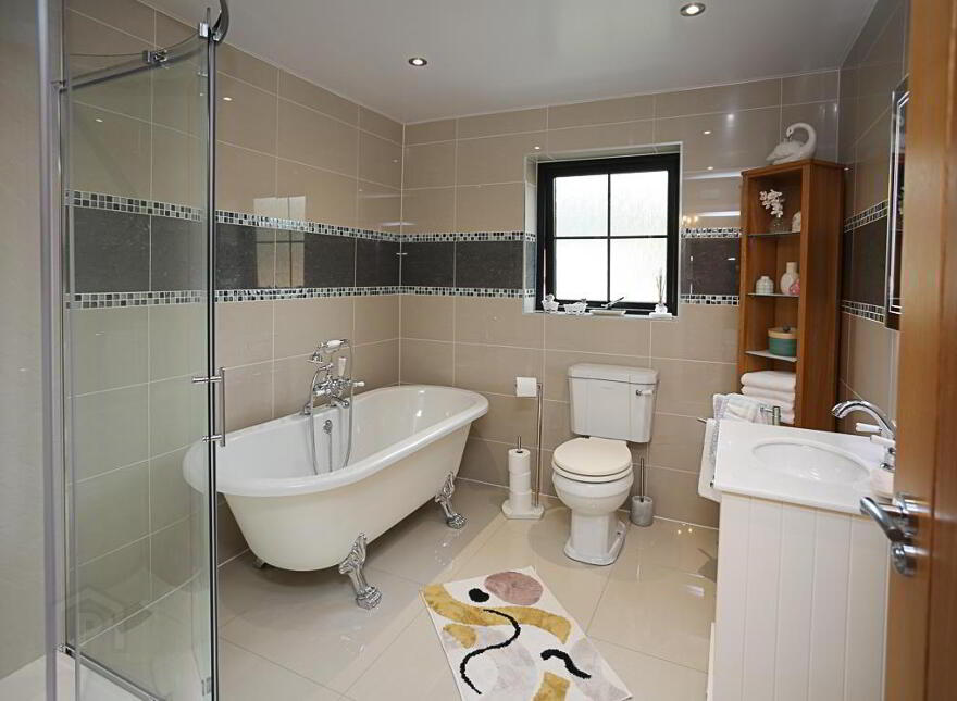 28 Blackrock Hollow, Newtownards, BT23 4ZR