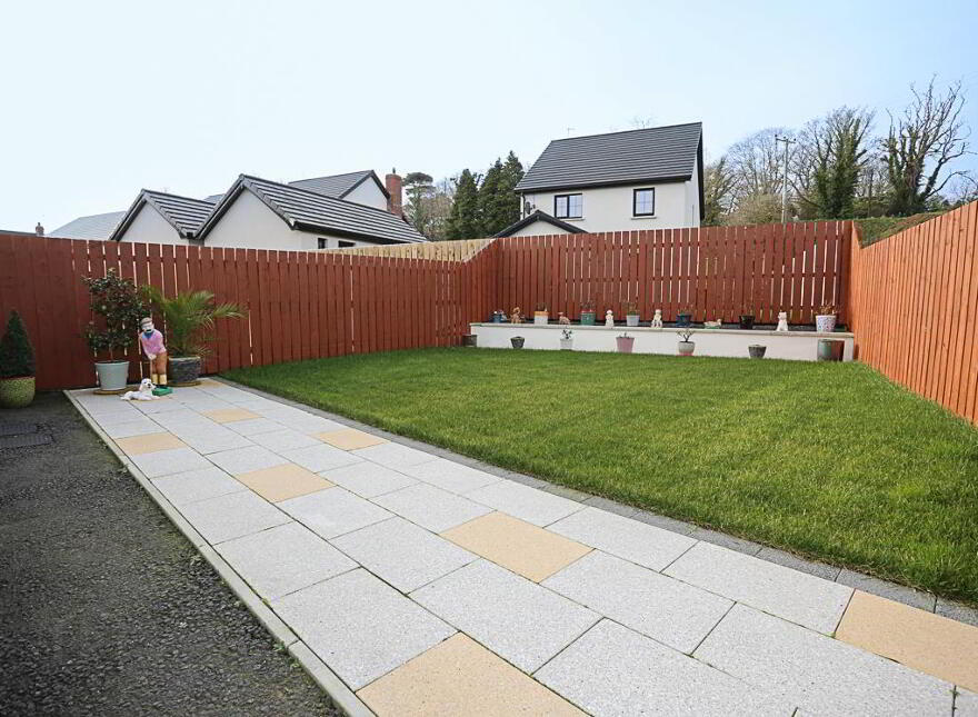 28 Blackrock Hollow, Newtownards, BT23 4ZR