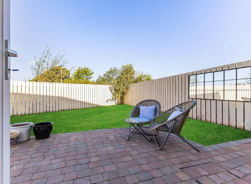 41 Anahilt Gate, Hillsborough, BT26 6GJ