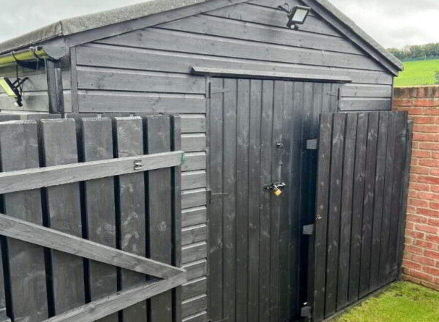 10 Corn Mill Park, Campsie, Derry / Londonderry, BT47 3FP