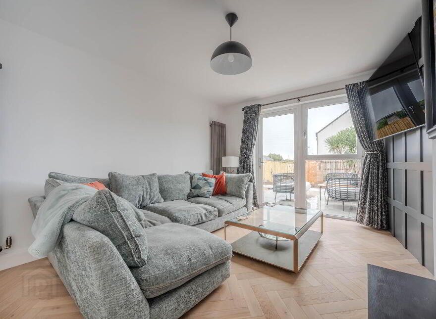 28 Skipperstone Road, Bangor, BT20 4EP