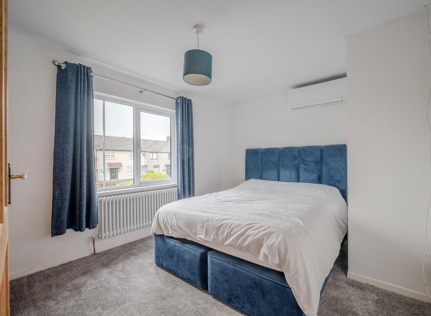 28 Skipperstone Road, Bangor, BT20 4EP