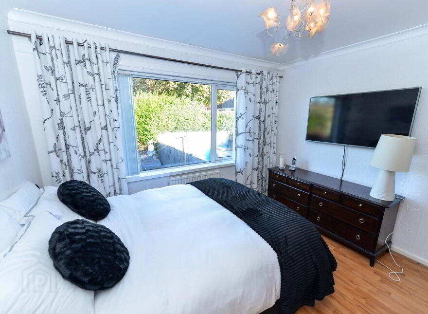18 Orangefield Gardens, Belfast, BT5 6DP