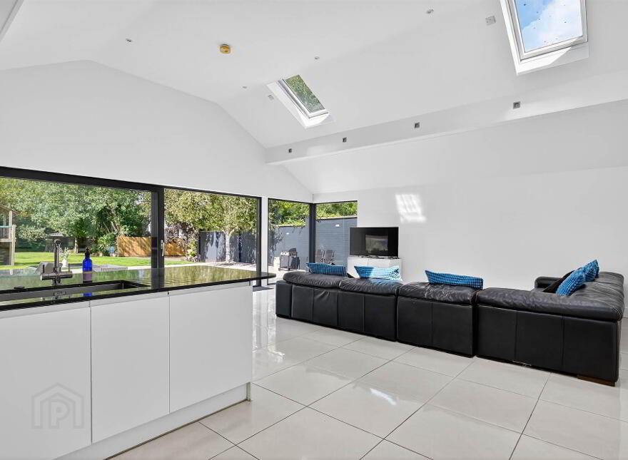 22 Ascot Park, Newtwonards, Newtownards, BT23 4AZ
