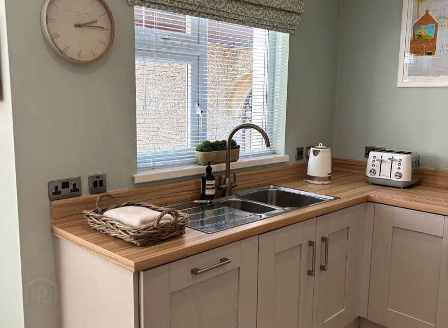 Meadow Park, Portballintrae, BT57 8TQ