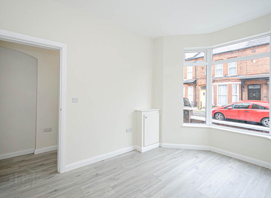 11 Rochester Street, Ravenhill, Belfast, BT6 8EU
